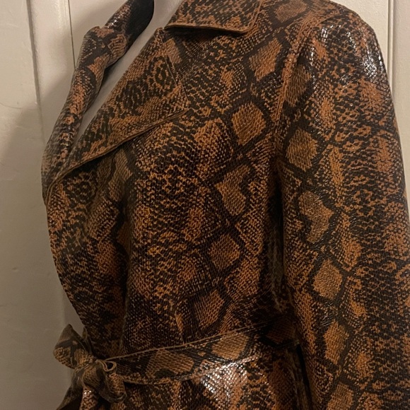 Blank NYC Tan Snake Print Trench Coat - Picture 7 of 9
